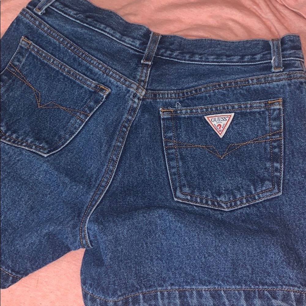 Size 29 guess shorts, very lightly used!!!